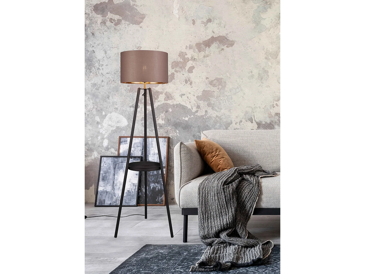 Lampadaire trois pieds design avec abat-jour tissu