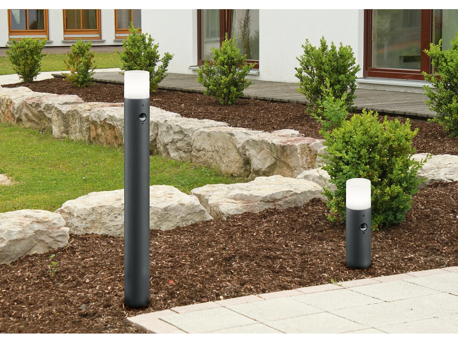 Borne extérieure 30 cm anthracite avec détecteur - Trio - Hoosic