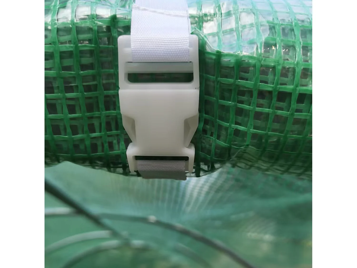 Serre en plastique tunnel en acier fondation grillagée toile PE 170g/m131