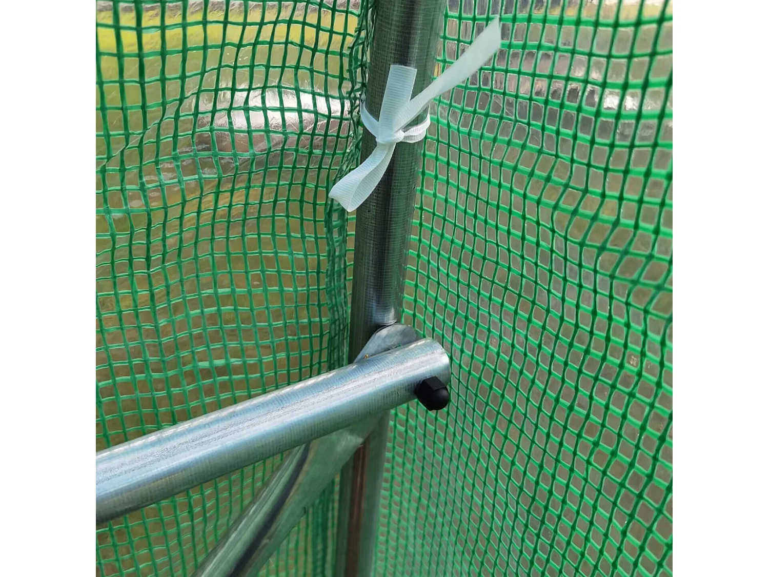 Serre en plastique tunnel en acier fondation grillagée toile PE 170g/m133