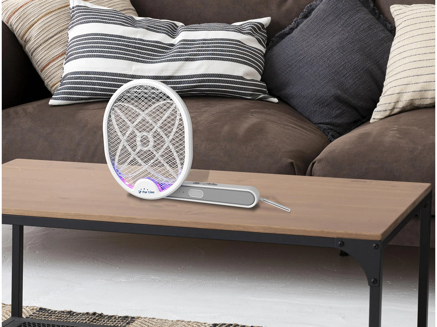 Raquette anti-insecte multi-positions avec USB