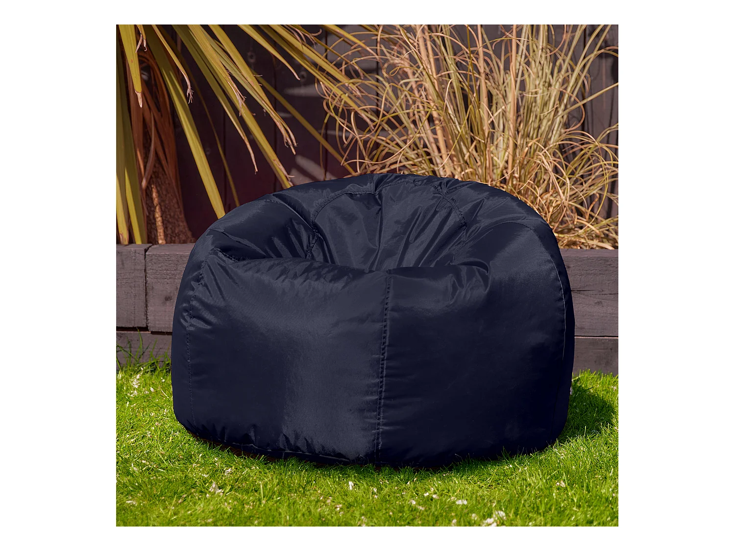 Pouf classique pour usage intérieur et extérieur  bleu marine