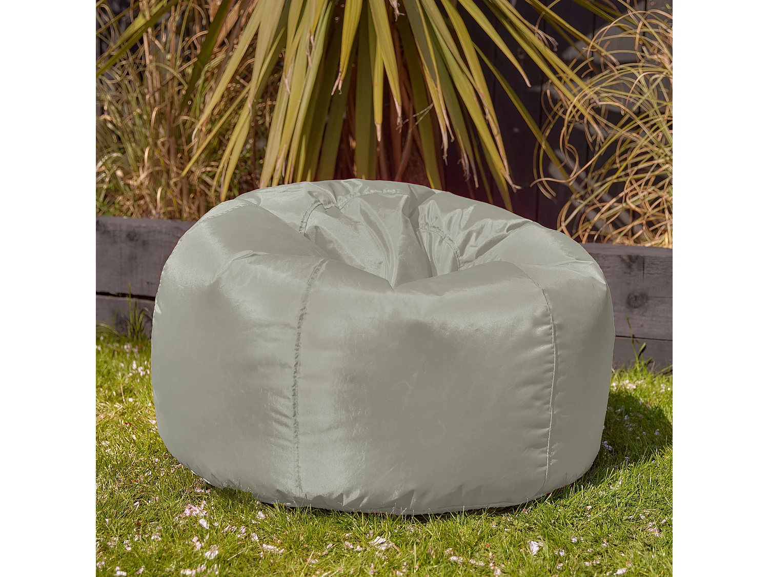 Pouf classique pour usage intérieur et extérieur gris clair