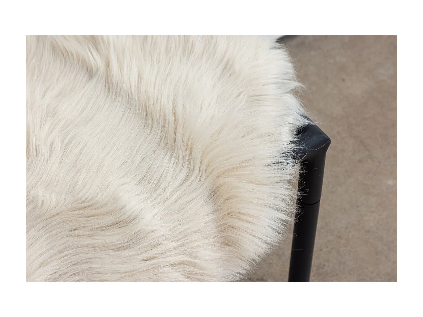 Tapis Imitation Fourrure "Katy" 55x180cm Beige