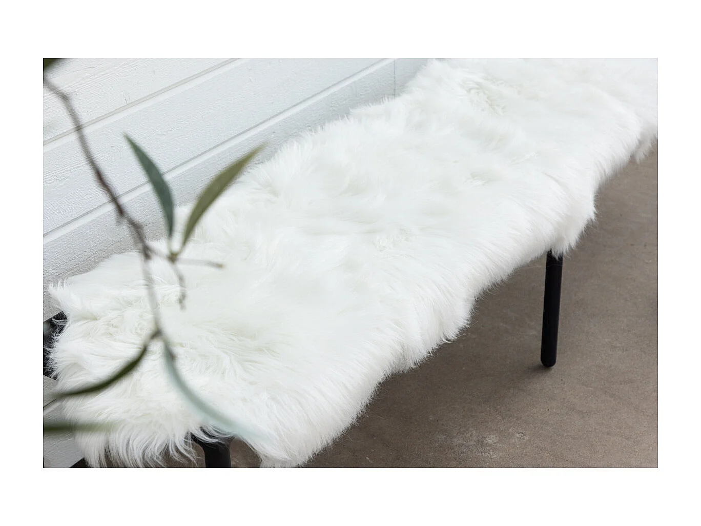 Tapis Imitation Fourrure "Katy" 55x180cm Blanc