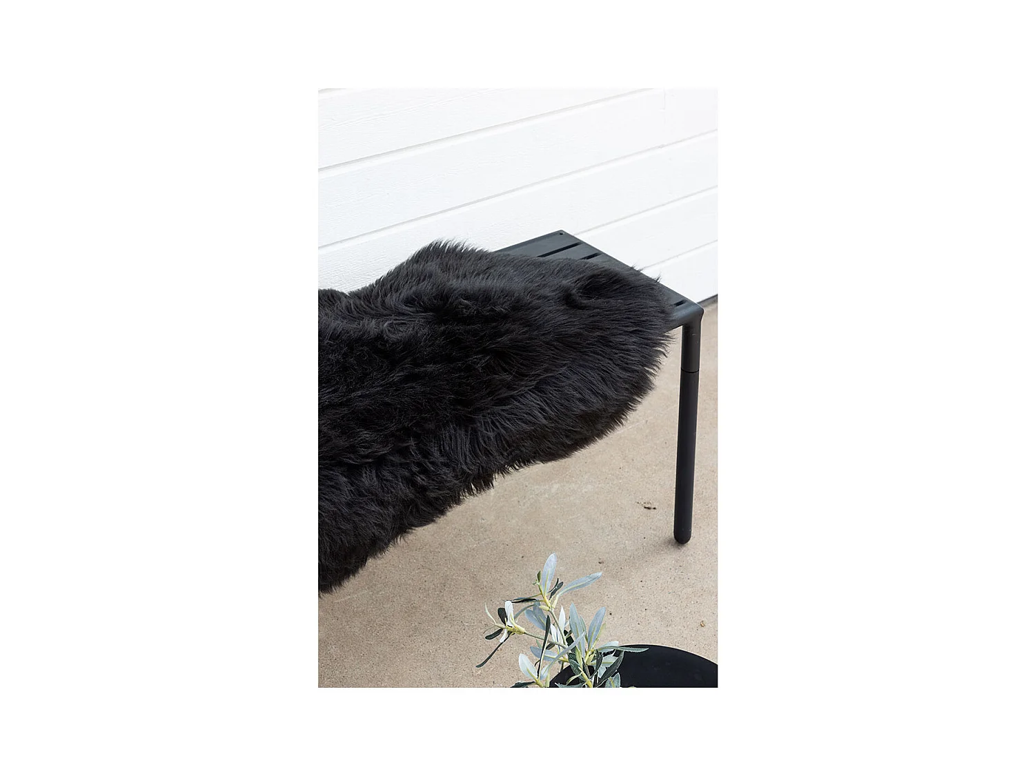 Tapis Imitation Fourrure "Katy" 55x180cm Noir