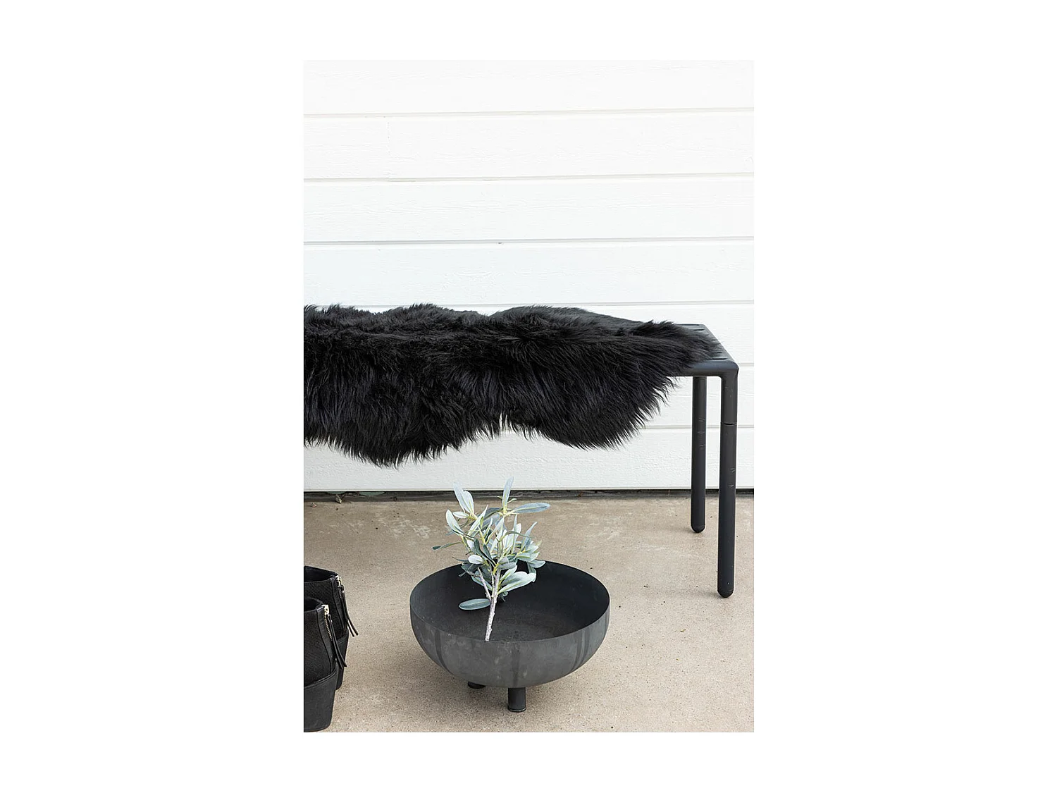 Tapis Imitation Fourrure "Katy" 55x180cm Noir