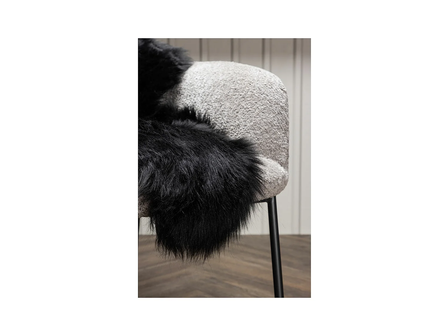 Tapis Imitation Fourrure "Katy" 60x90cm Noir