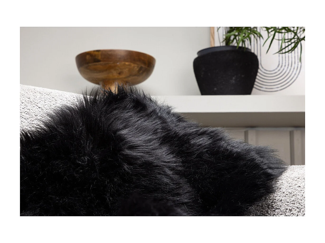 Tapis Imitation Fourrure "Katy" 60x90cm Noir