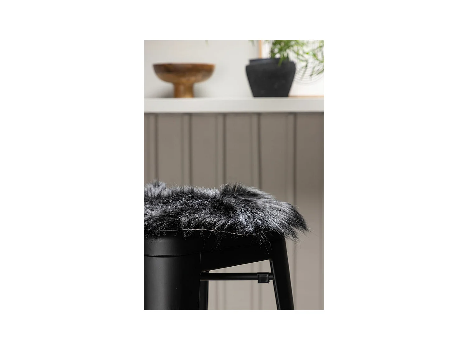 Katy Kunstfell Ø34cm schwarz.