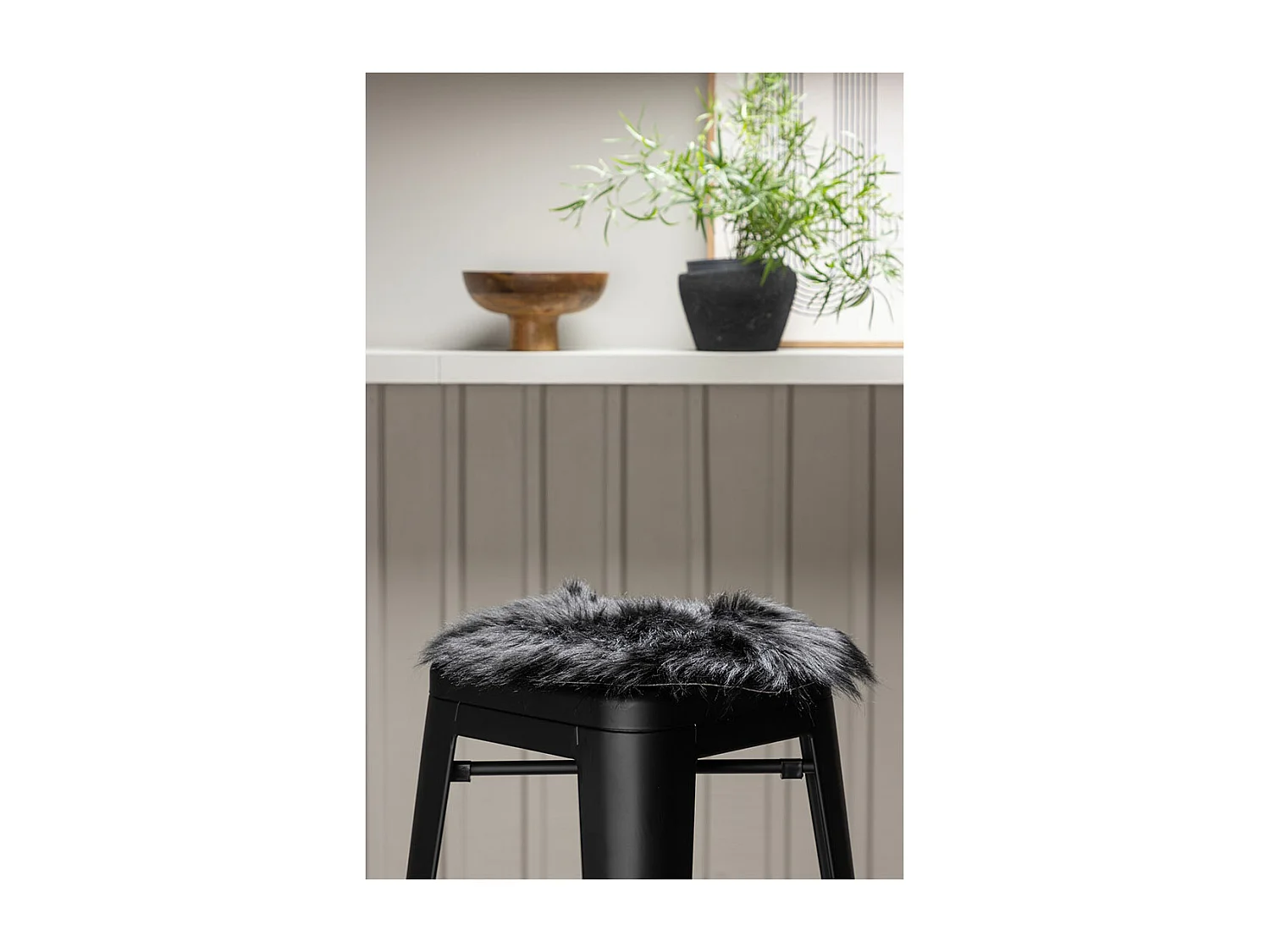 Katy fourrure synthétique  Ø34cm noir.