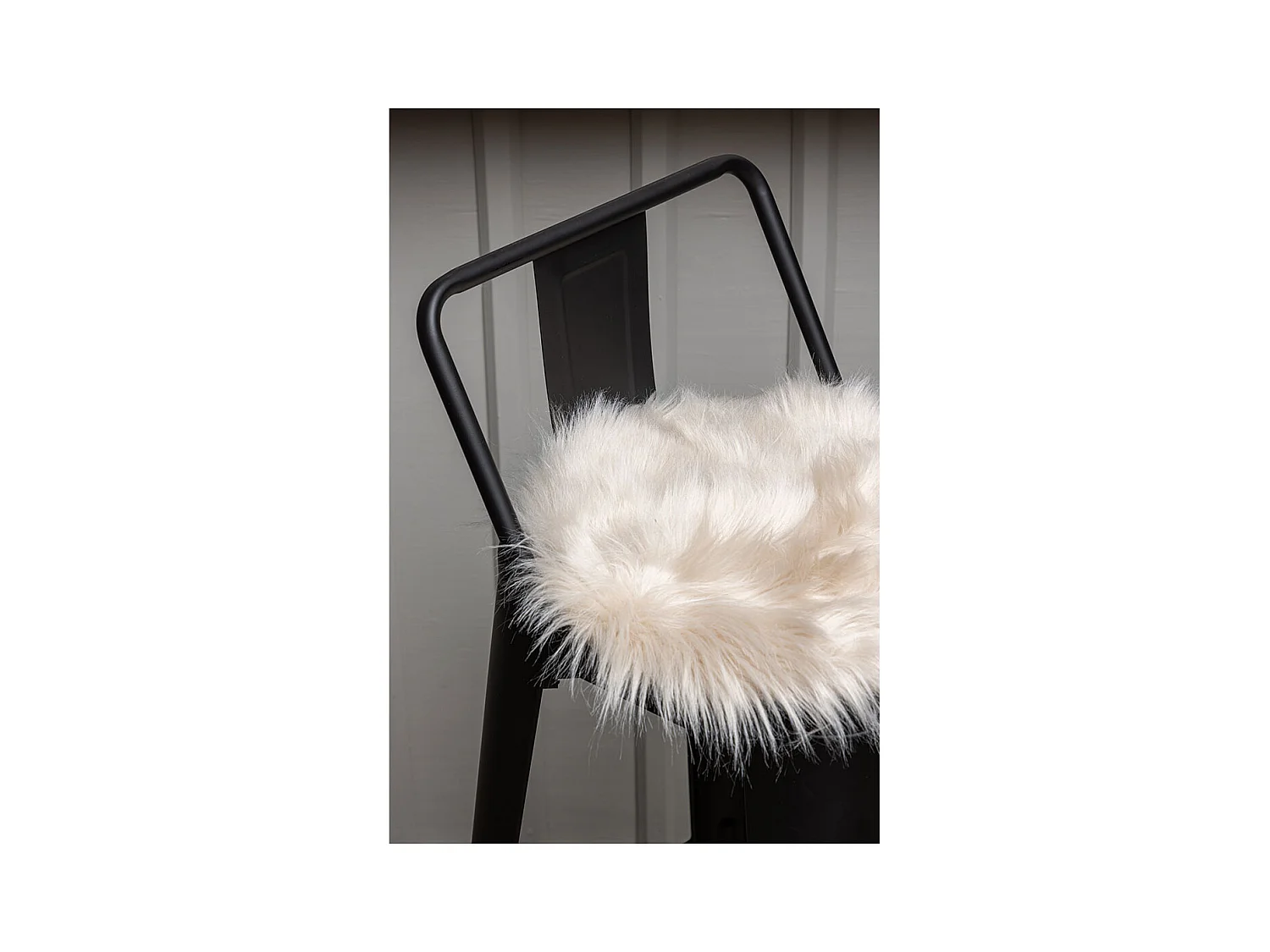 Katy kunstvacht Ø34cm beige.