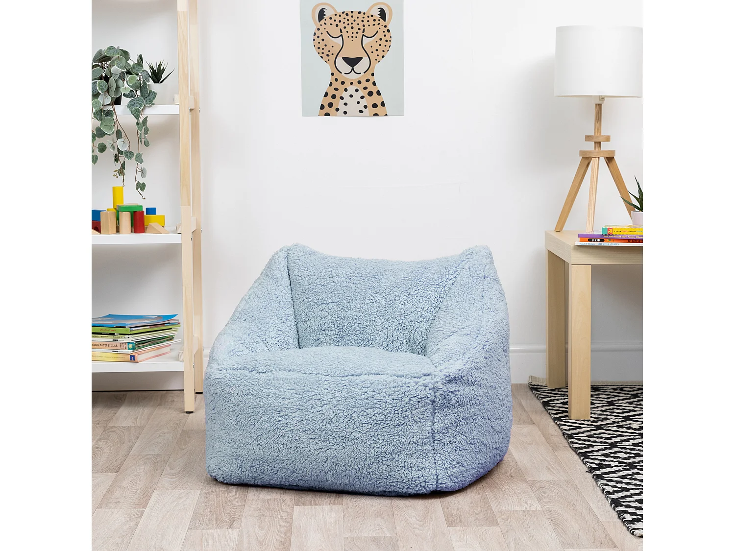 Pouf fauteuil enfant en polaire sherpa bleu givre