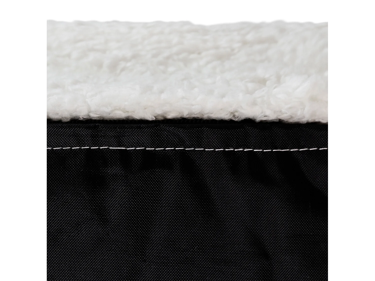 Pouf fauteuil enfant en polaire sherpa beige