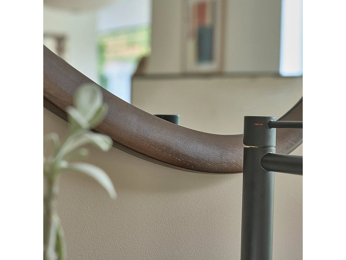 Espejo de madera de mindi maciza con acabado nogal 90x60 cm