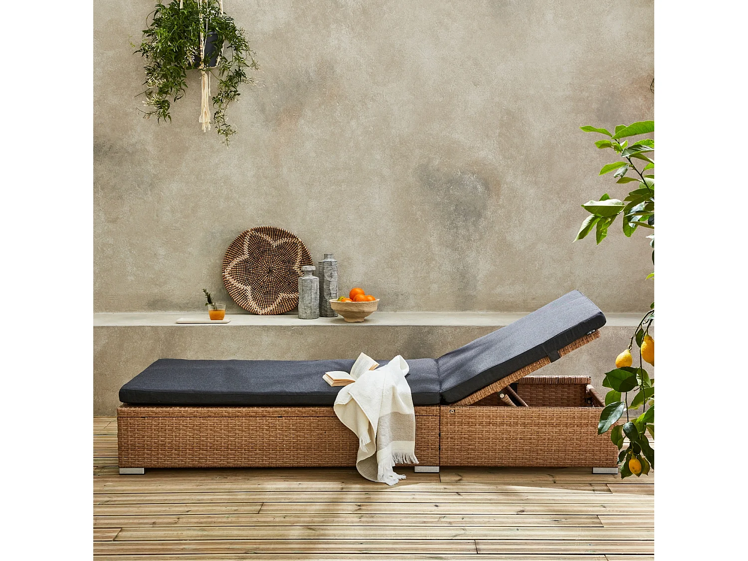 Tumbona de resina tejida en poliéster, multiposición gris