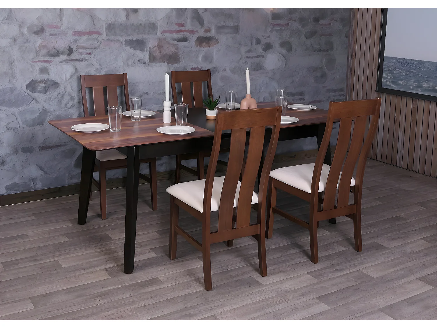 Eetkamertafel MCW-M57