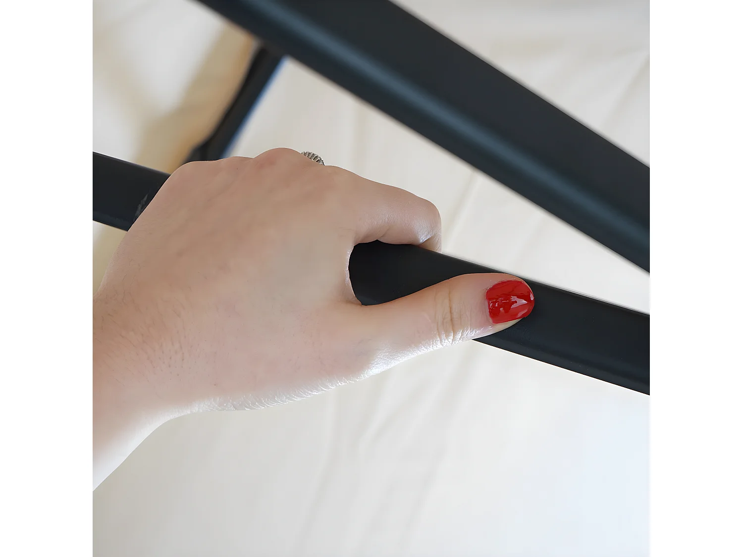 Uchylny parasol wspornikowy Terni,  kremowy bez stojaka