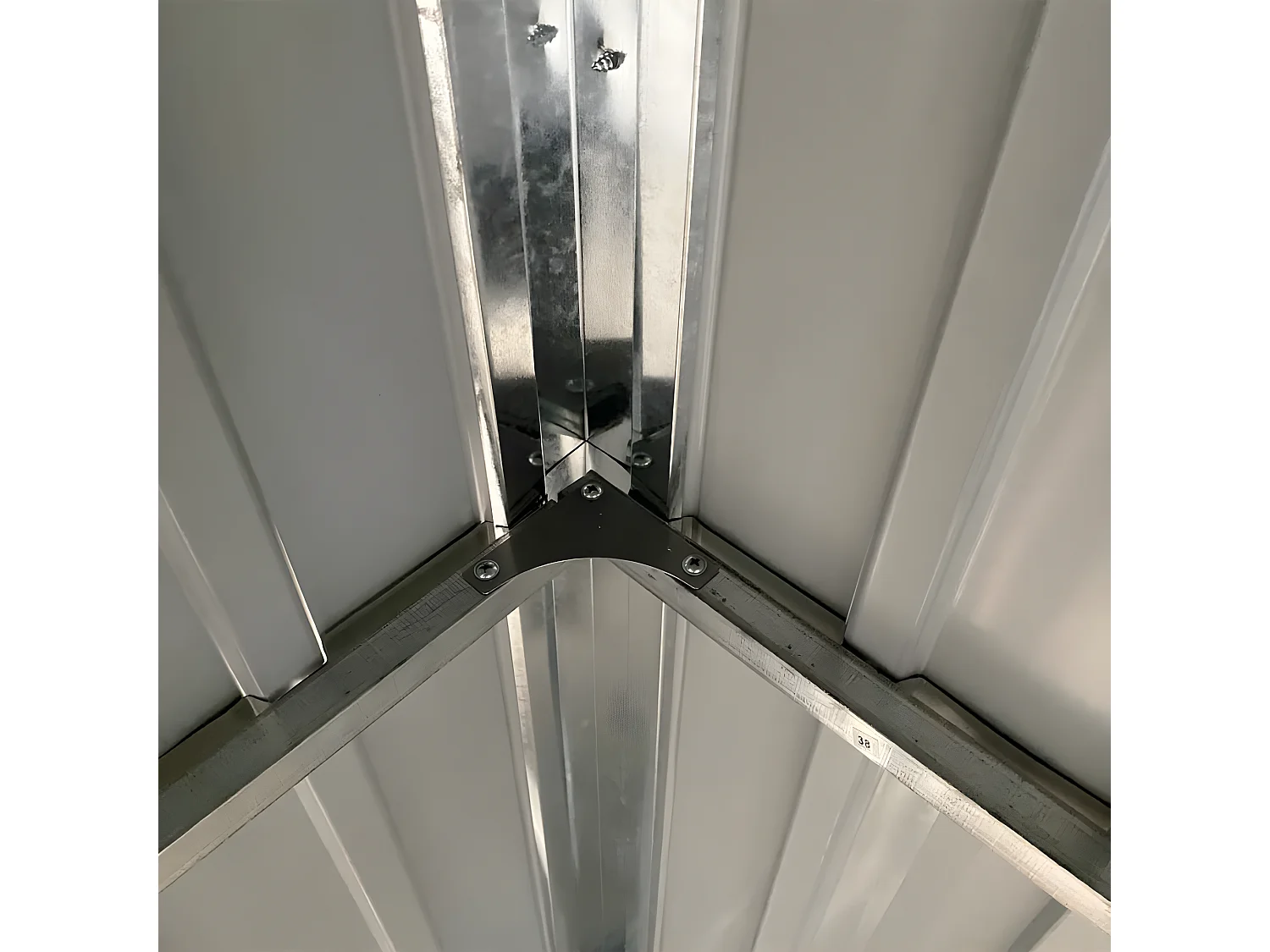 Abri de jardin avec toit prolongé marron clair 277x110,5x181