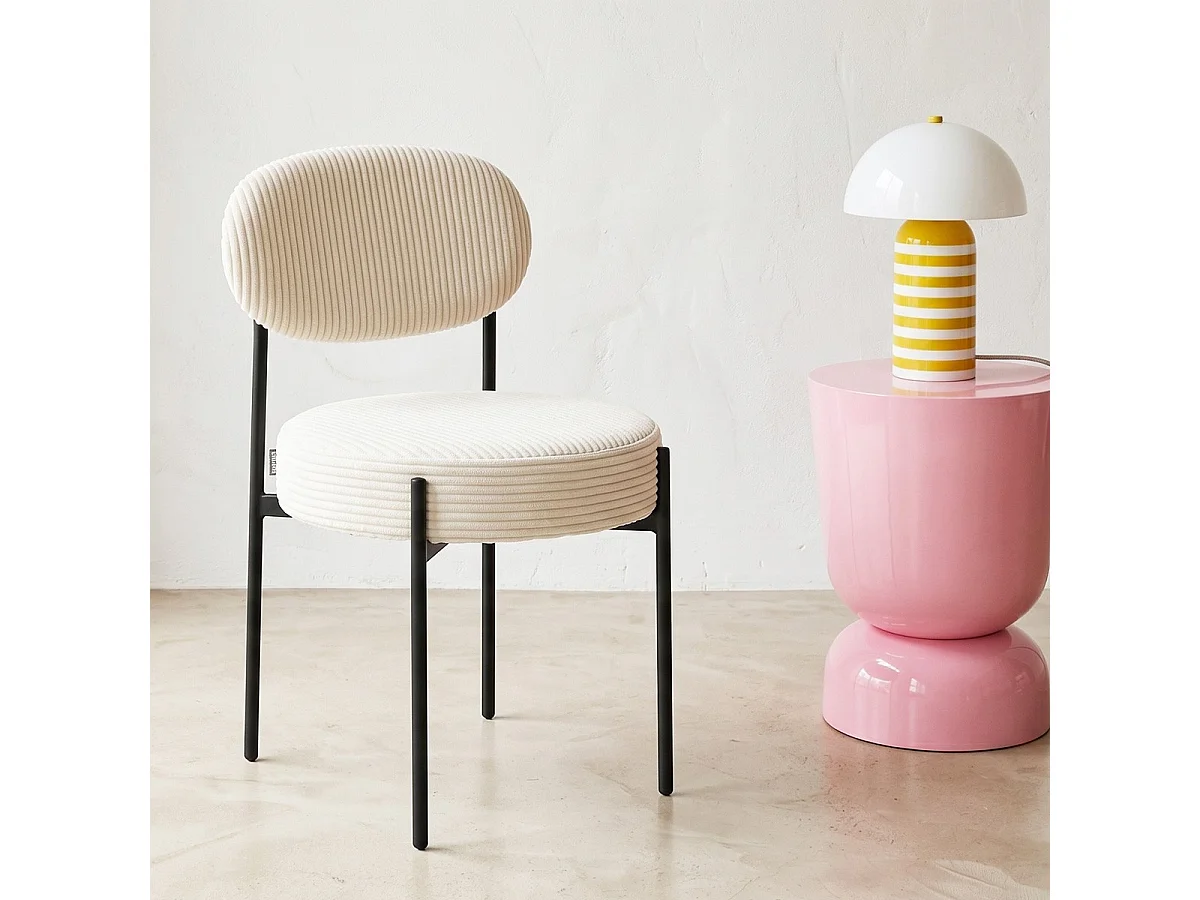 Lot de 2 chaises en velours côtelé beige, piètement métal noir - Evora