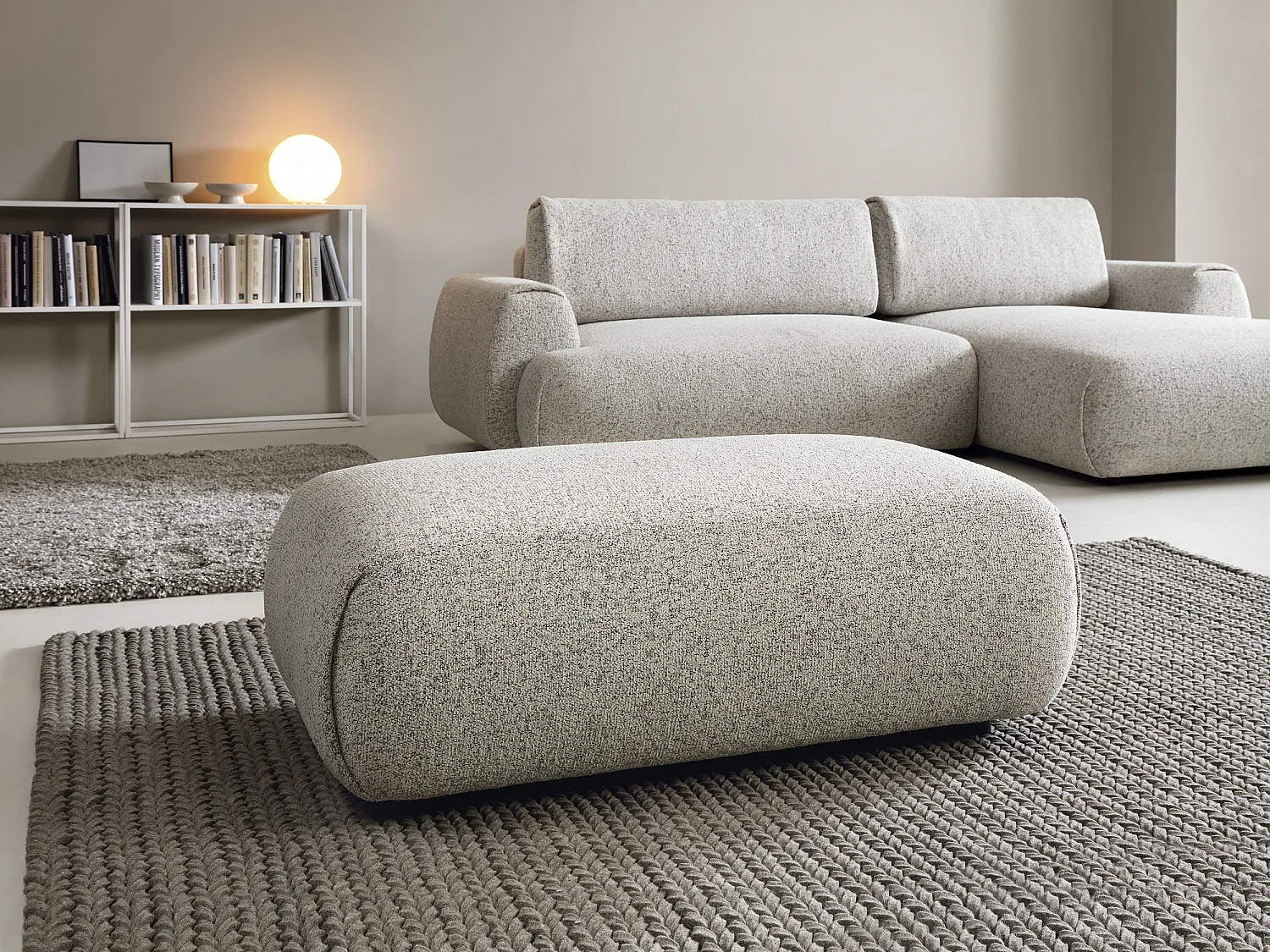 Pouf en tissu chiné gris clair MONELIA