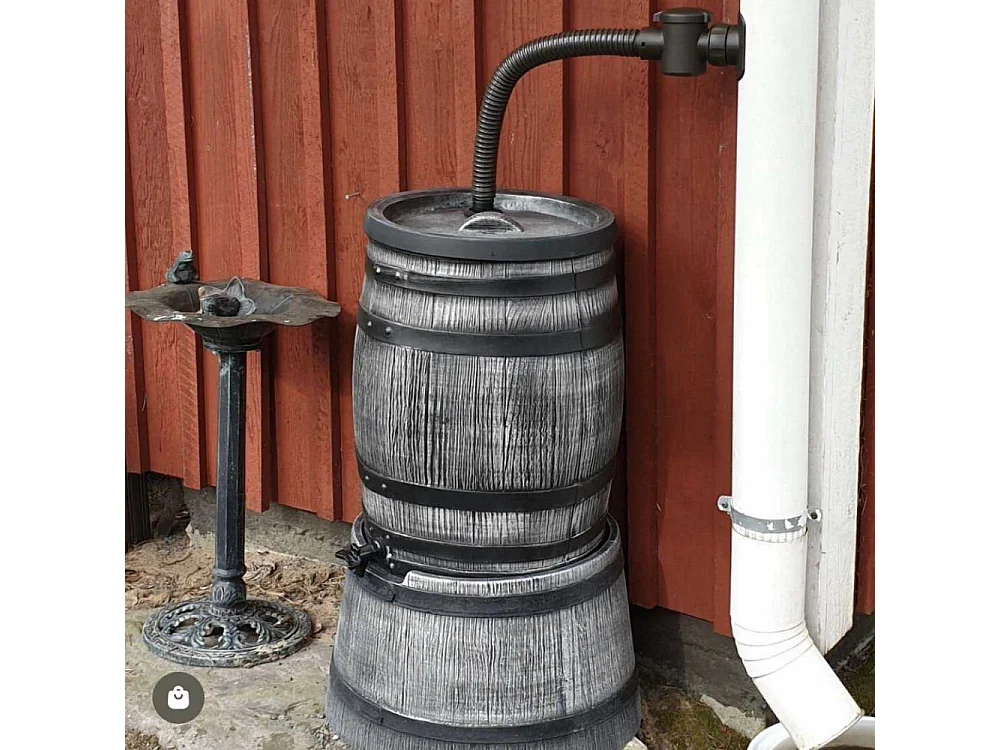 Récupérateur d'eau de pluie en polyéthylène avec support Barrel 120 litres