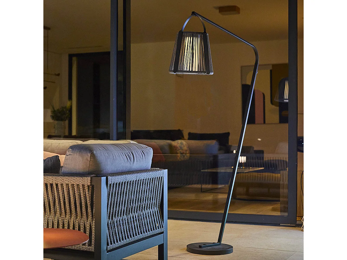 Lampadaire solaire RAYGLOW en corde H176cm