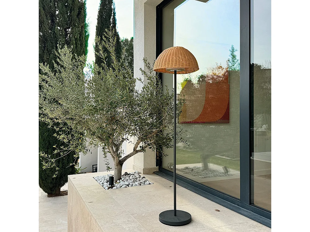 Lampadaire sans fil FAROE Beige Poly rotin H160cm