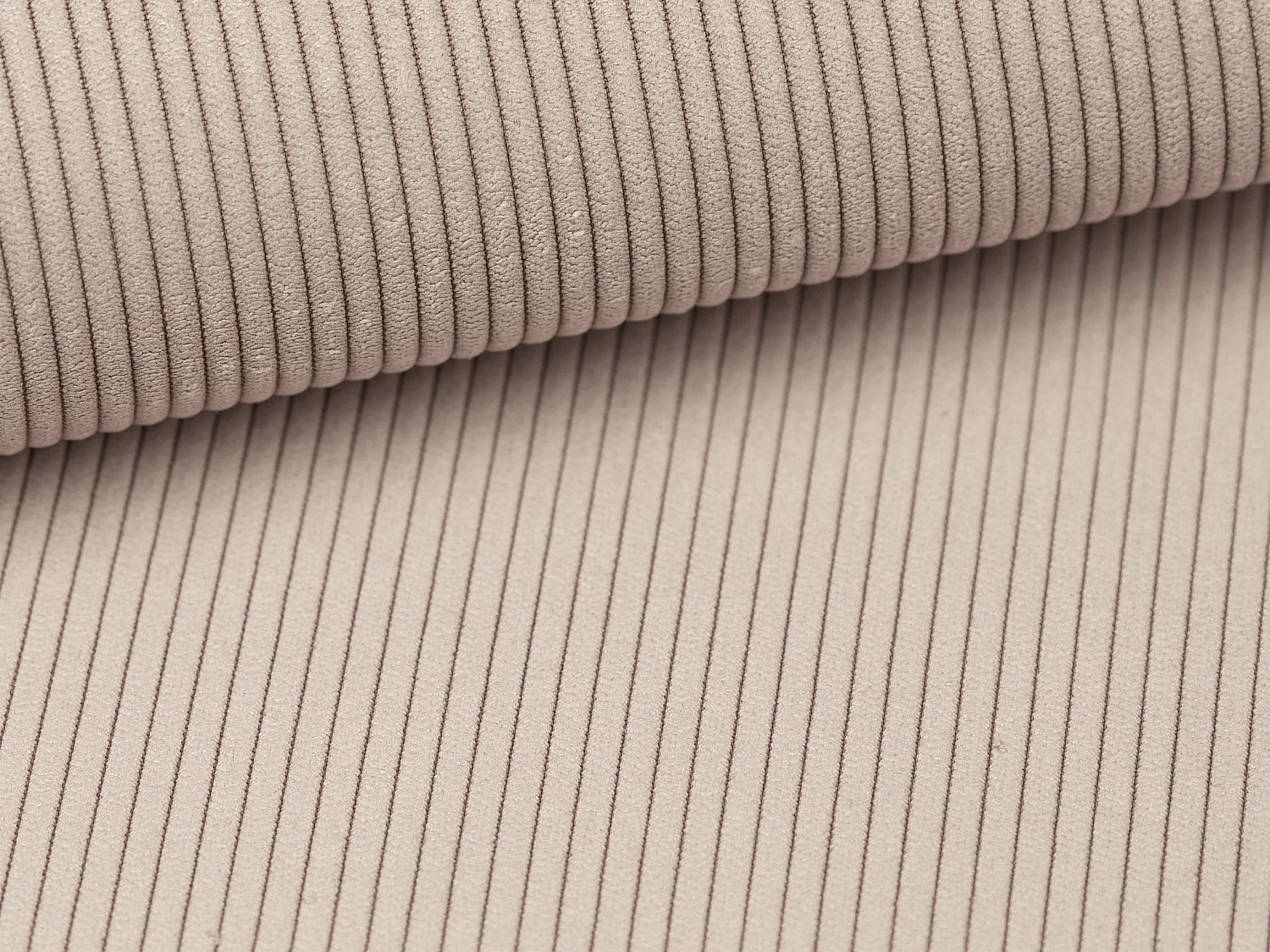 Poef van beige ribfluweel met fijne ribbels TEODORA