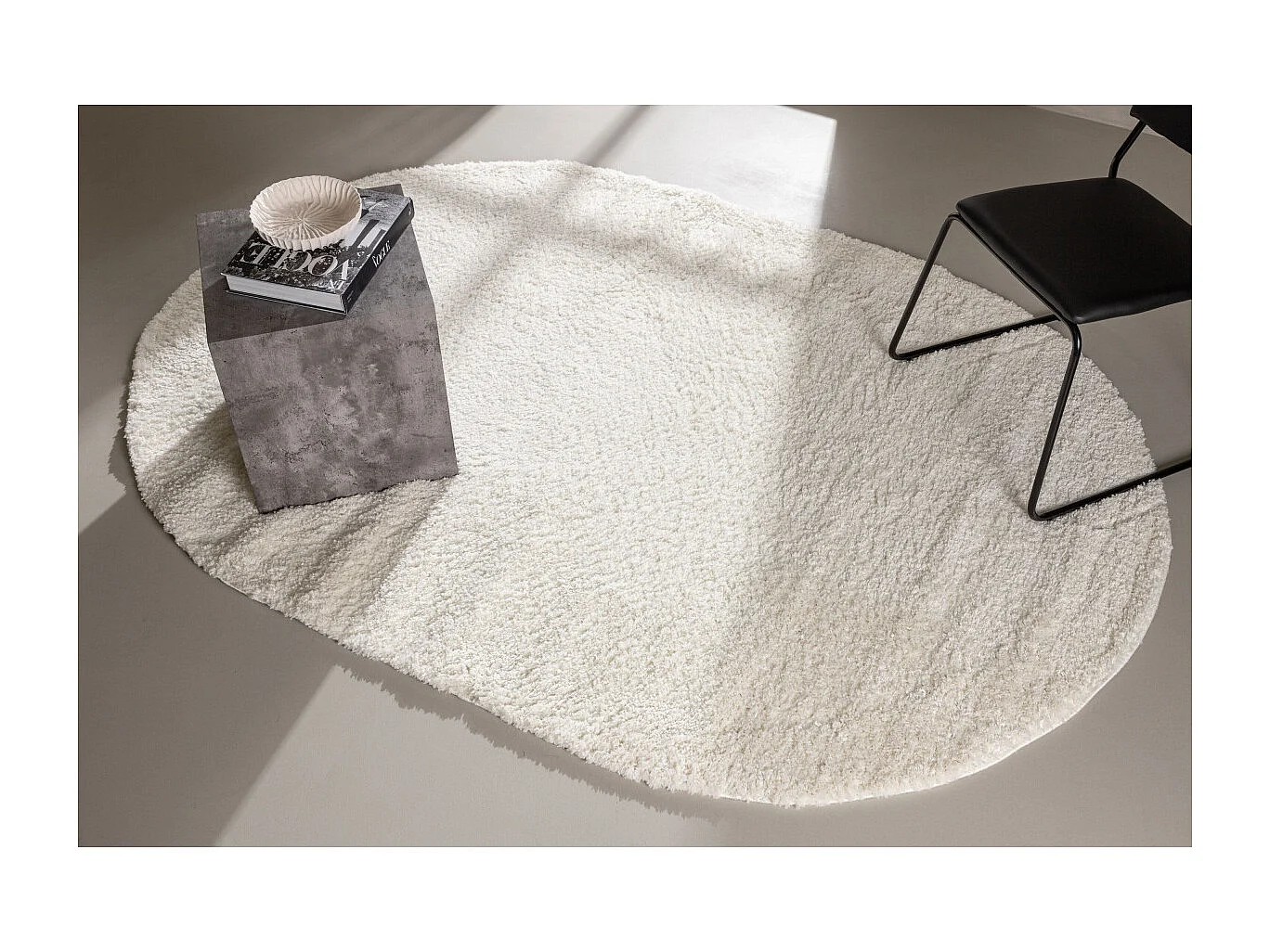 Tapis Déco Ovale "Walter" 240x340cm Blanc