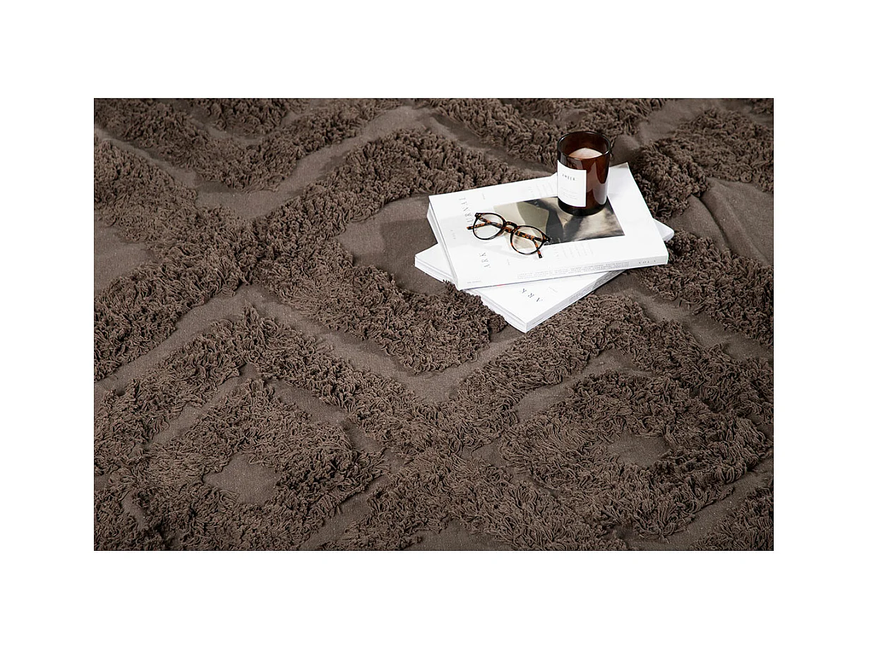 Hilma vloerkleed 350x250cm bruin.