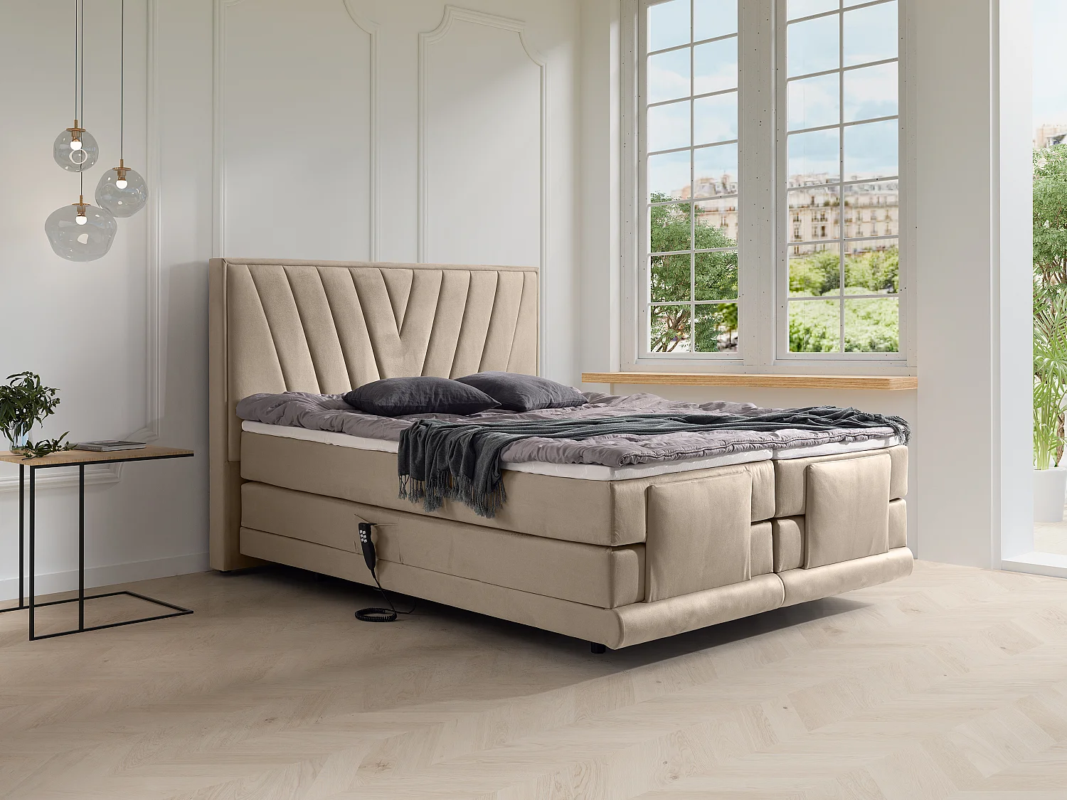 Boxspringbett mit Bett-Kopfteil + elektrisch verstellbare Lattenroste + Matratzen + Topper - 2 x 90 x 200 cm - Samt - Beige - LUMONI von YSMÉE