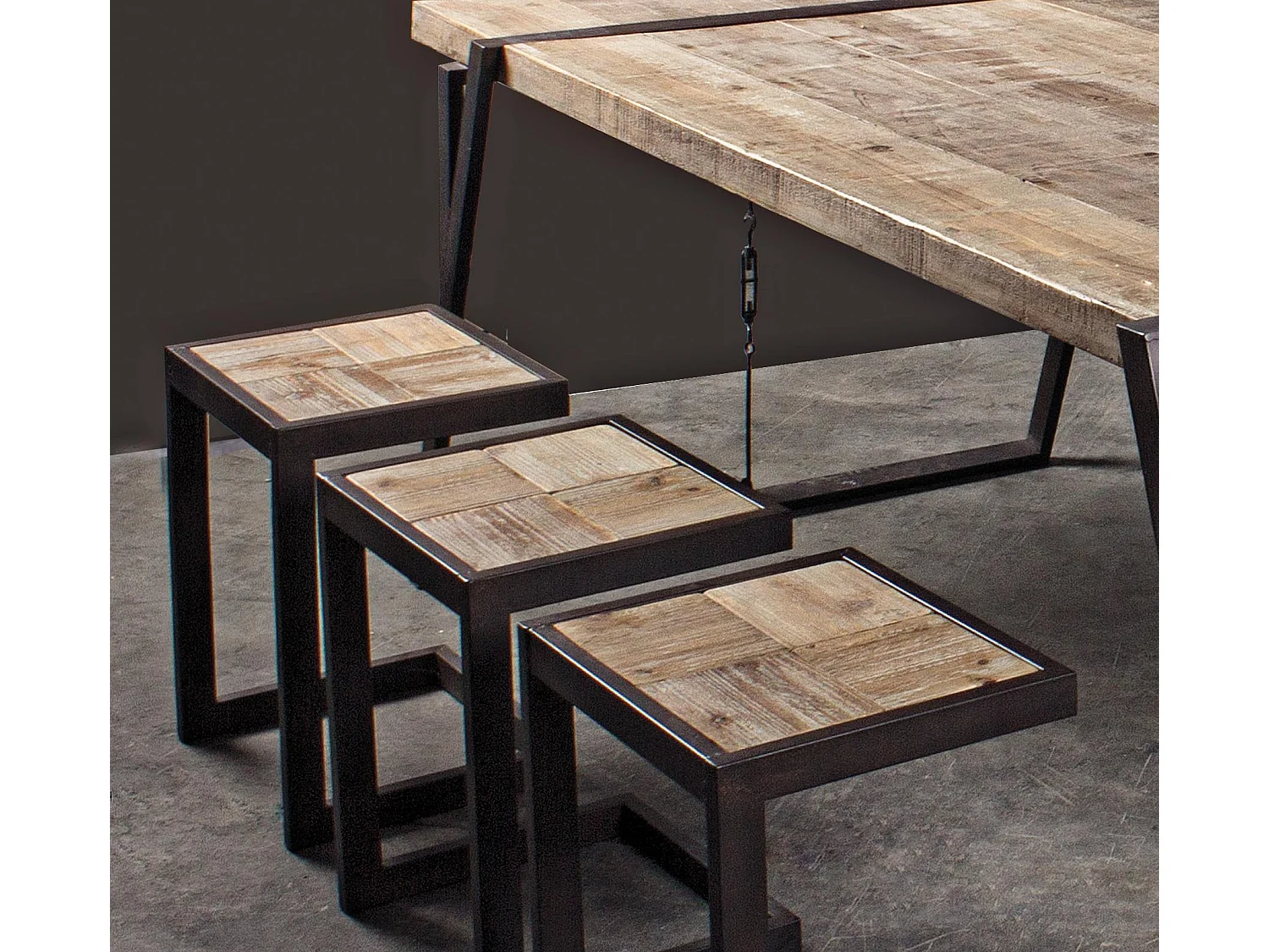 Tabouret en acier noir et assise en bois Bibo - Lot de 2