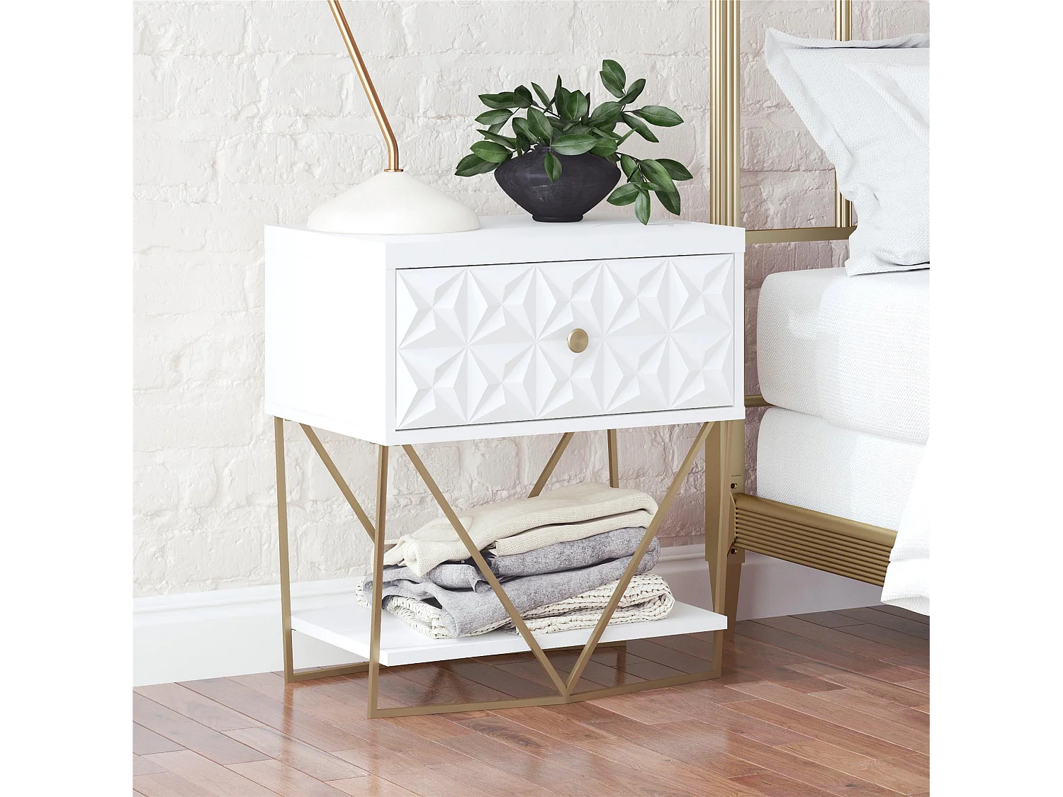 Blair | Table d'appoint avec 1 tiroir en blanc - Golden Frame