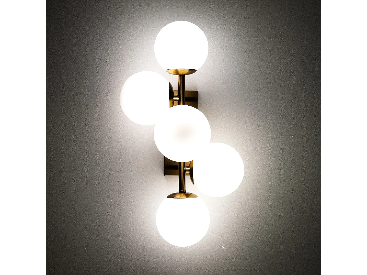 Lámpara de araña / Applique NEWTON