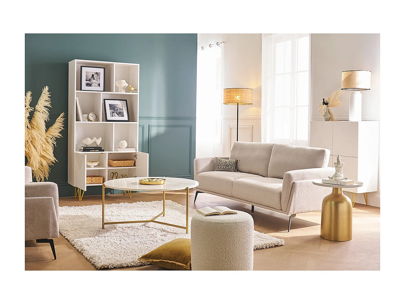 Estantería de diseño con grabados blanco mate y metal dorado con 2 puertas 86 cm OZEN