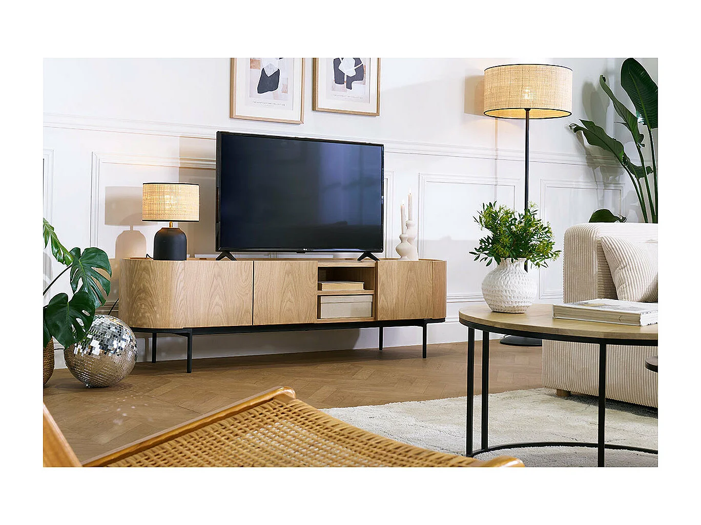 Design-TV-Möbel aus hellem Holz und schwarzem Metall mit Stauraum B180 cm SKYE