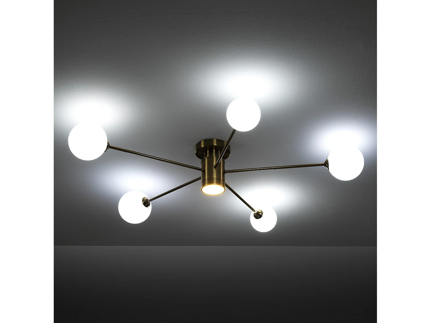 Lámpara de araña CONNOR GLOBE