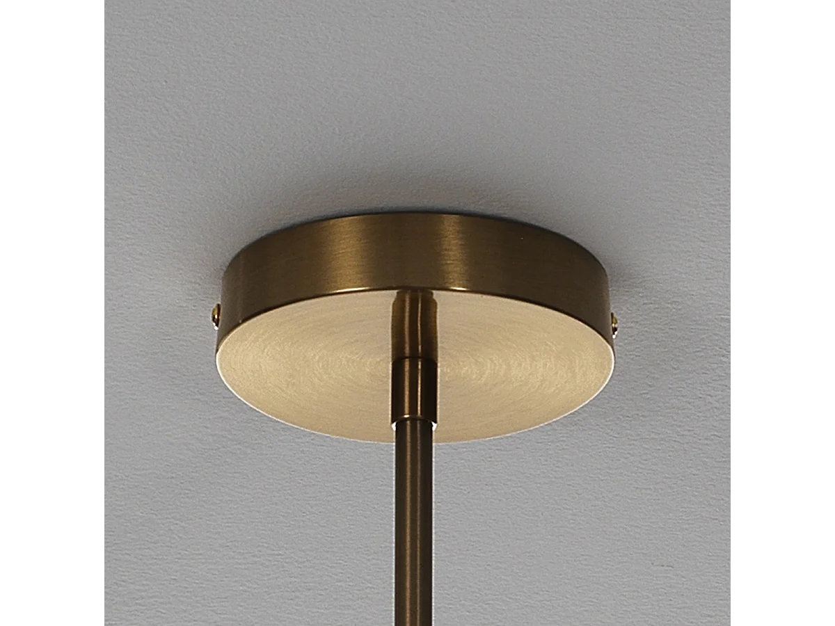 Lampadario moderno in ottone opaco con sfere vetro bianco Lily