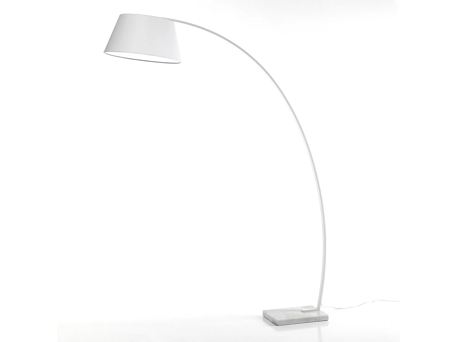 LAMPE SUR PIED MOINES