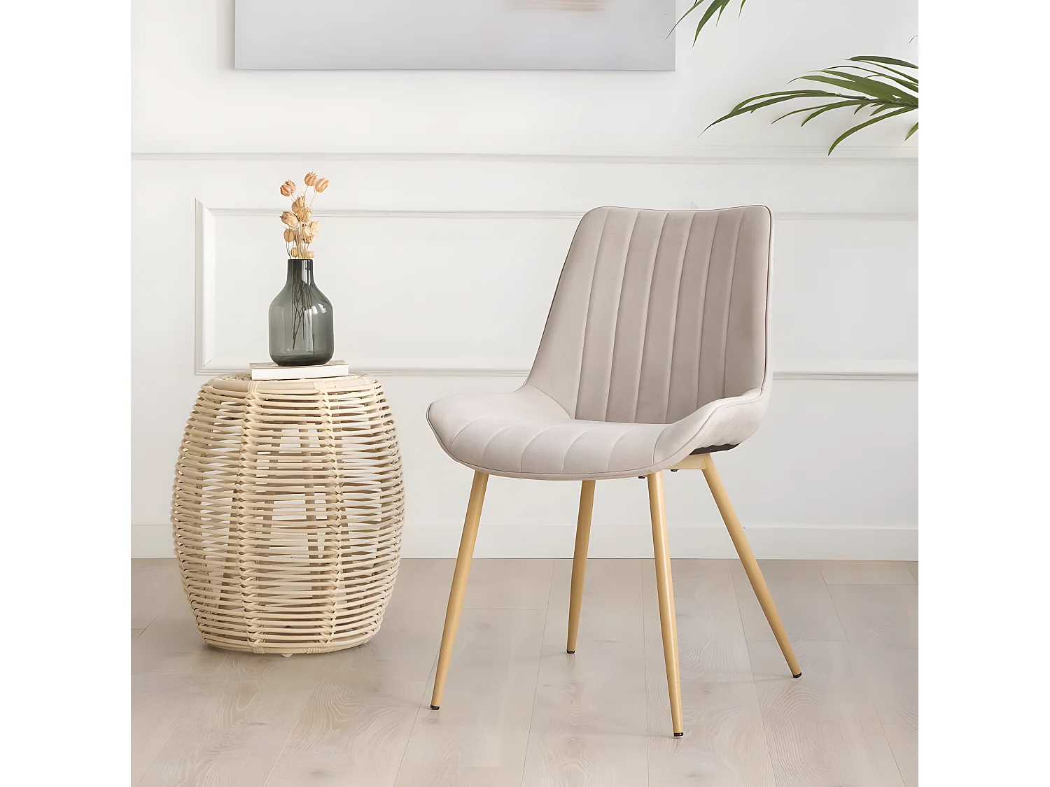 Sedia in tessuto rivestimento e gambe metalliche Beige 61x85