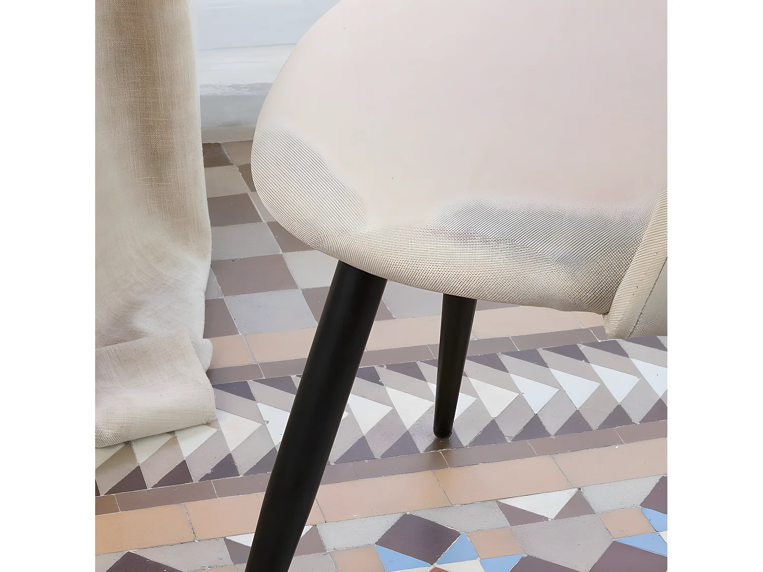 Pack Set di 4 sedie tessuto e legno. gambe metalliche. Beige 48x78