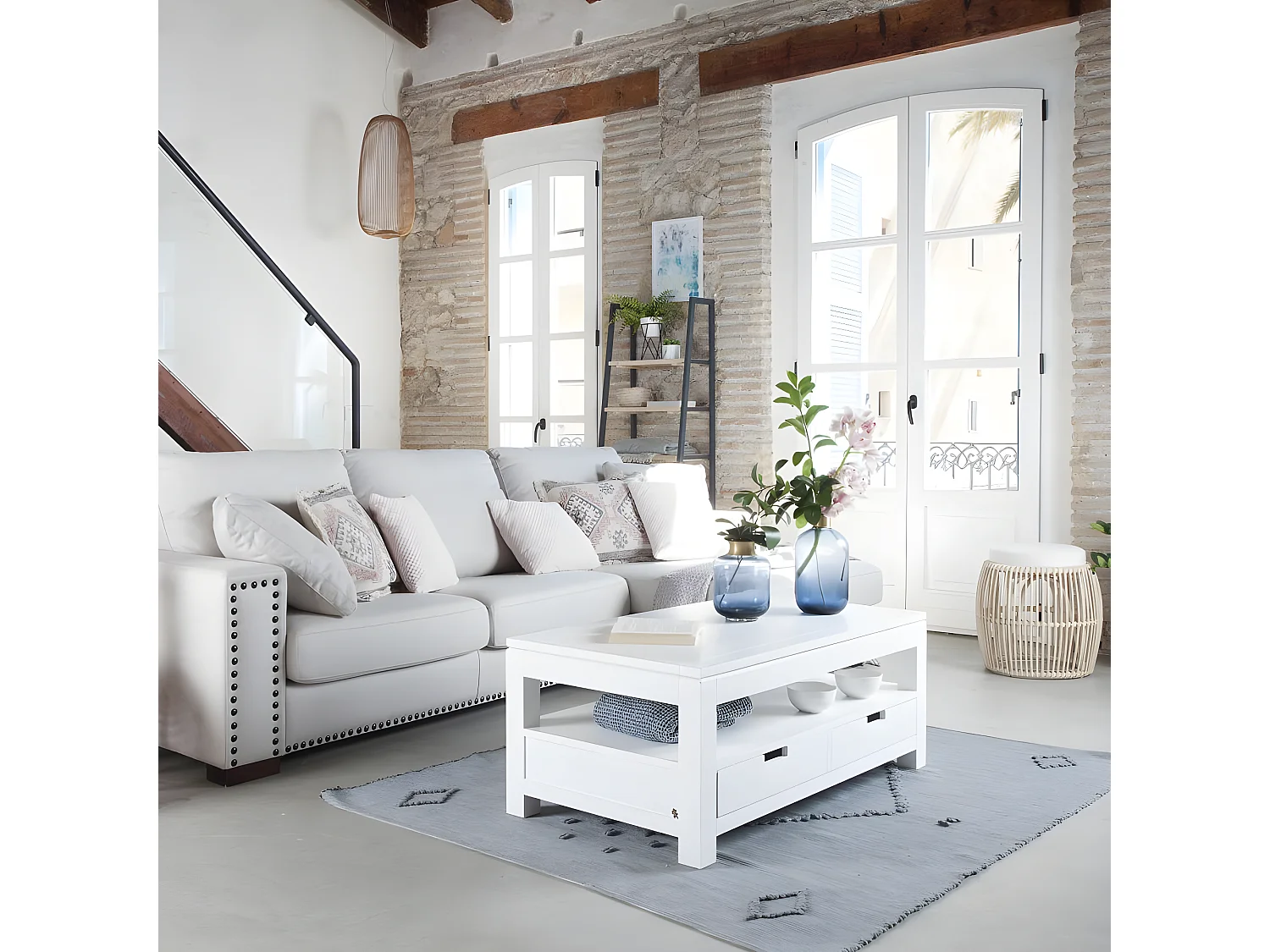 Tavolino da salotto con piano sollevabile legno massello e pannello in mdf bianco 60x45