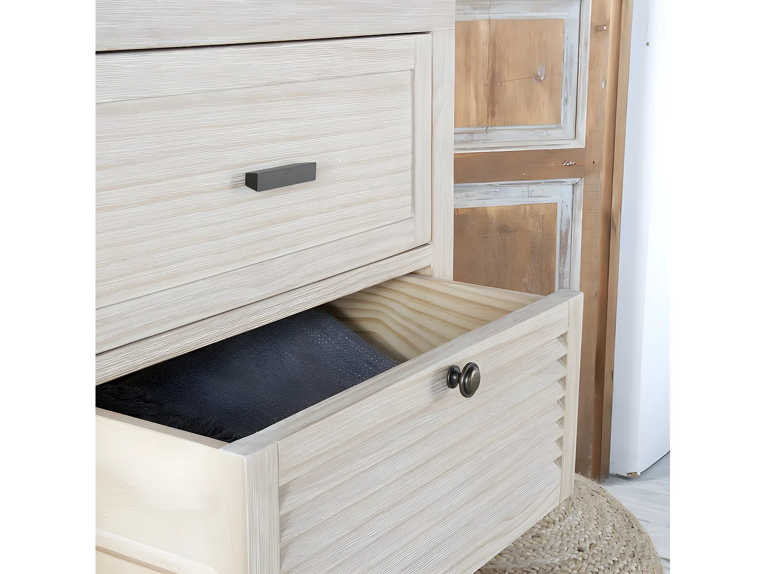 Cassettiera legno massello, pannello in mdf e impiallacciatura  naturale 43x119