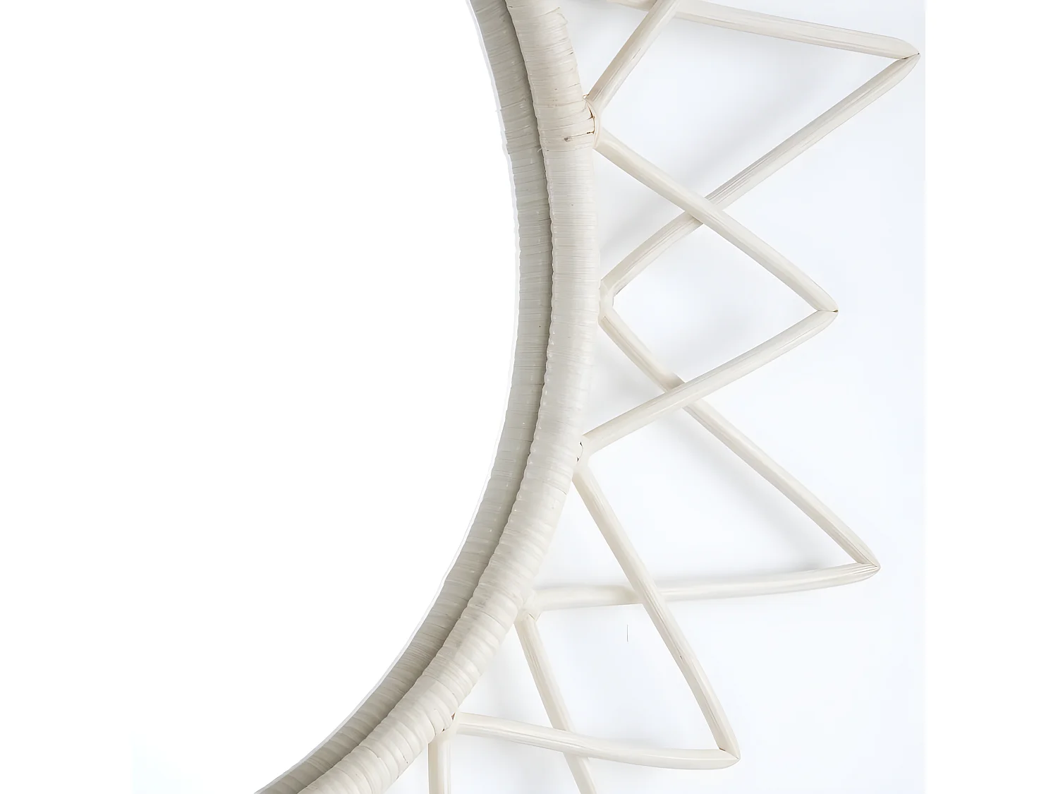 Aveiro specchio rotondo da parete in rattan naturale