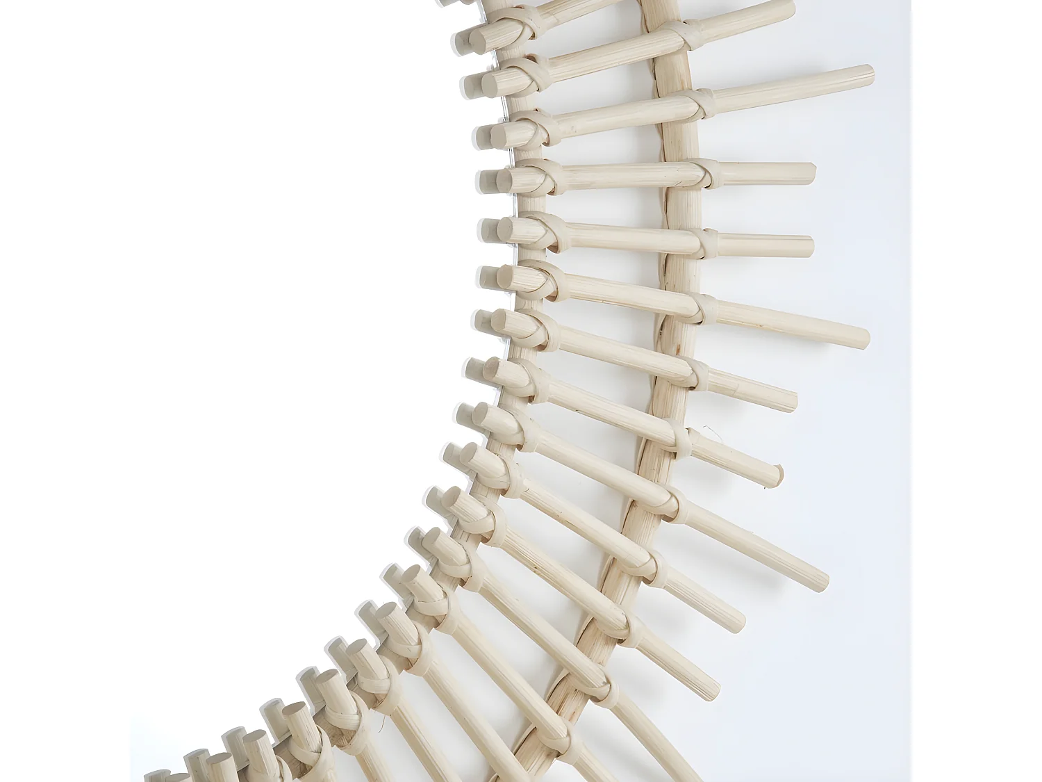 Agata specchio da parete rotondo in rattan naturale