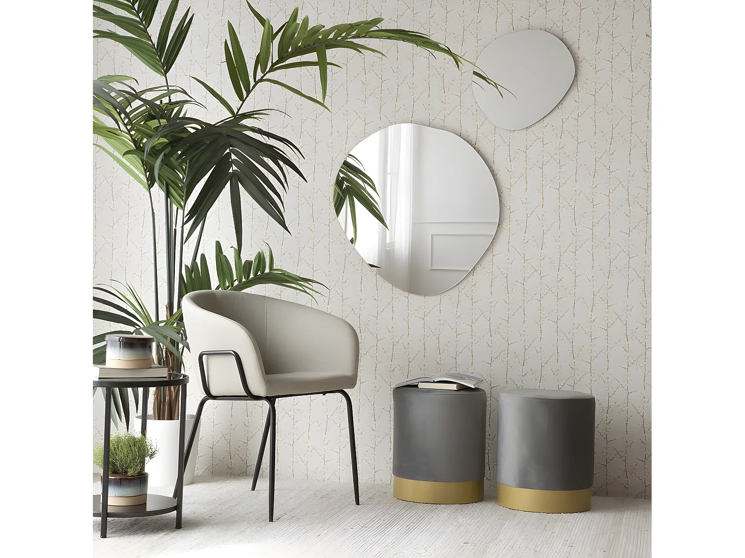 Bend specchio da parete in metallo