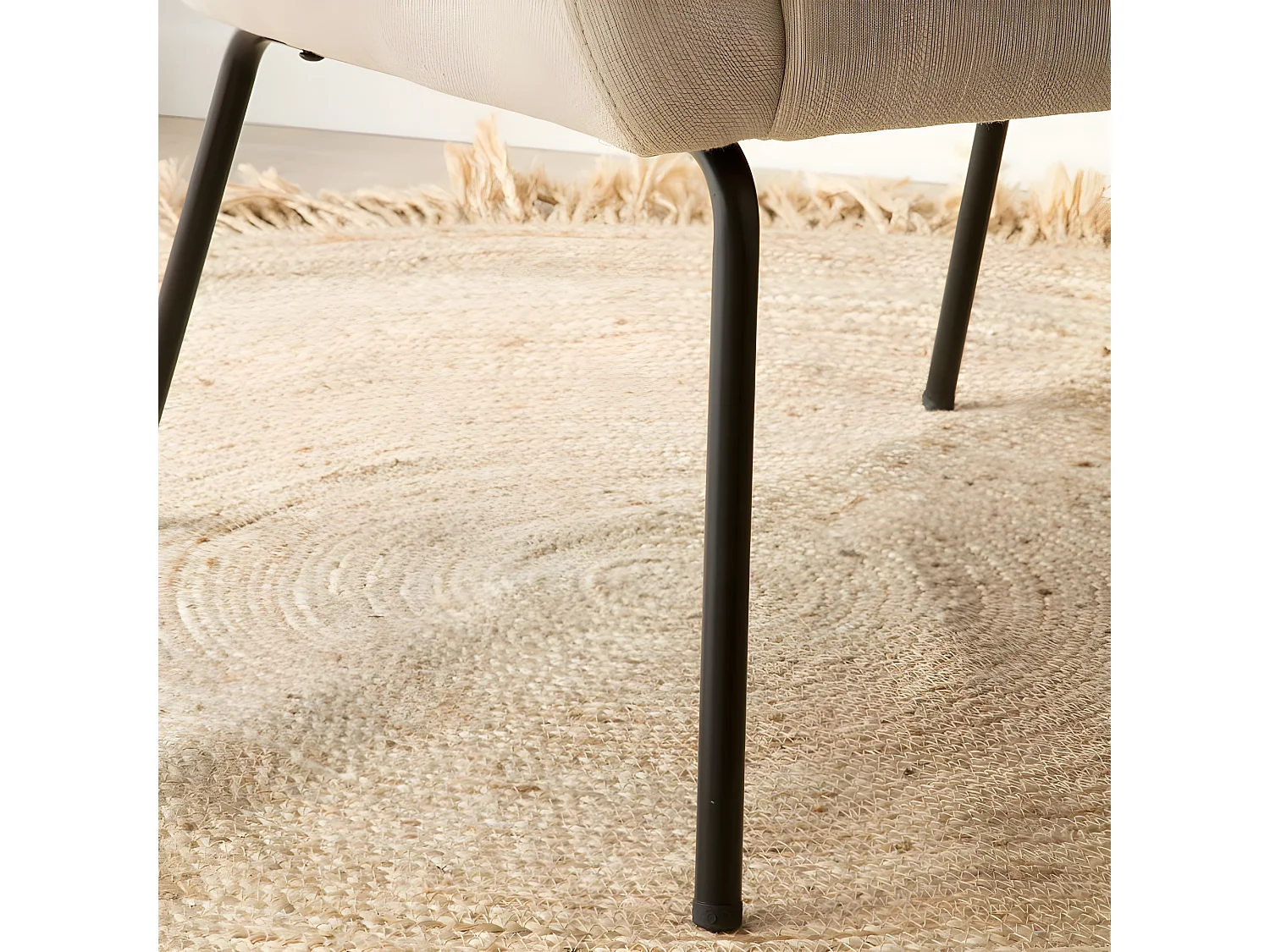 Poltrona struttura in compensato, schiuma e rivestimento Beige (612) 74x79