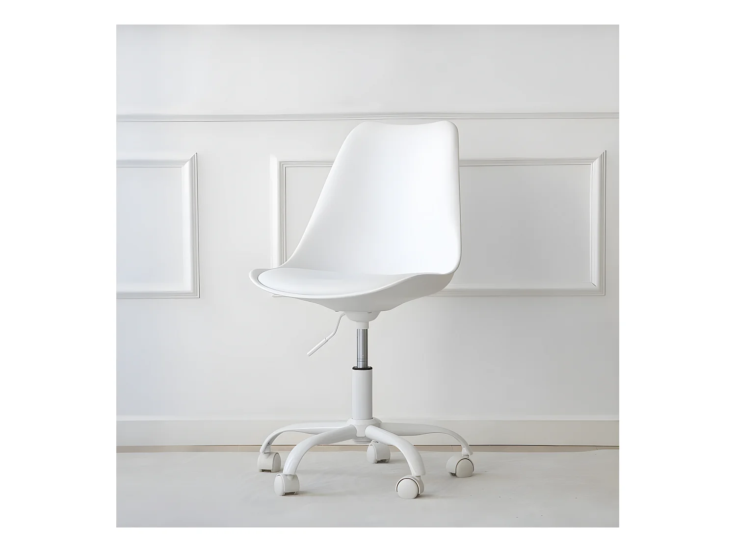Chaise de bureau plastique blanc 48x83