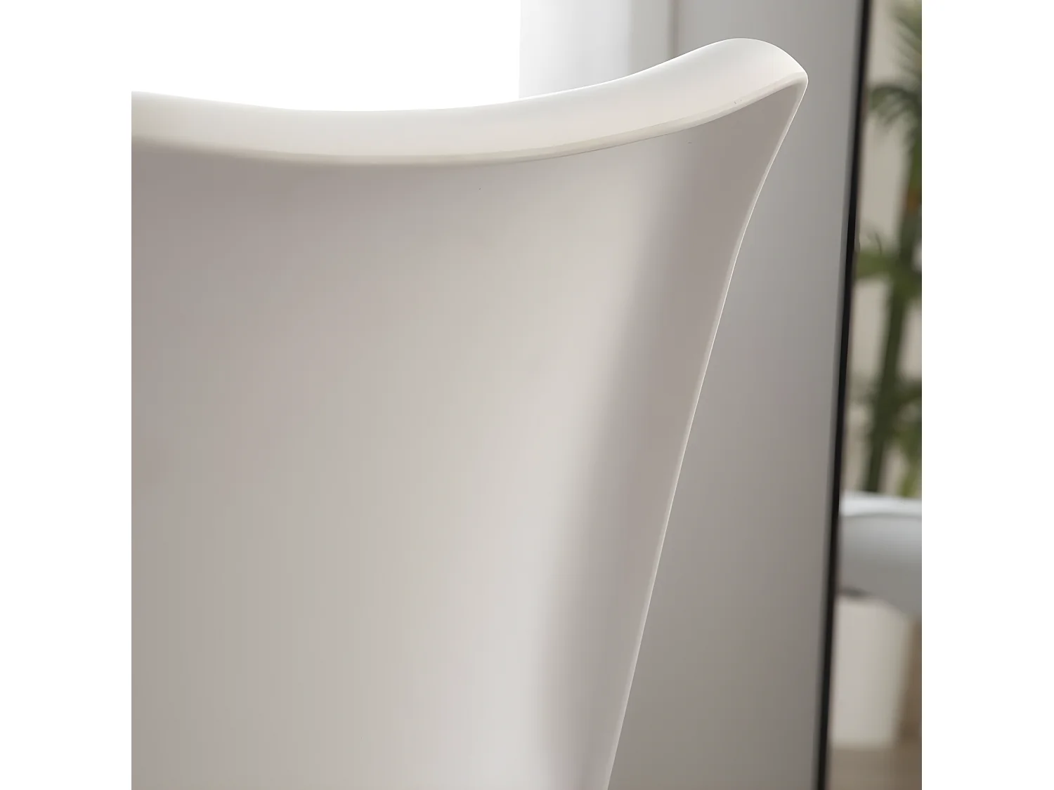 Chaise de bureau plastique blanc 48x83